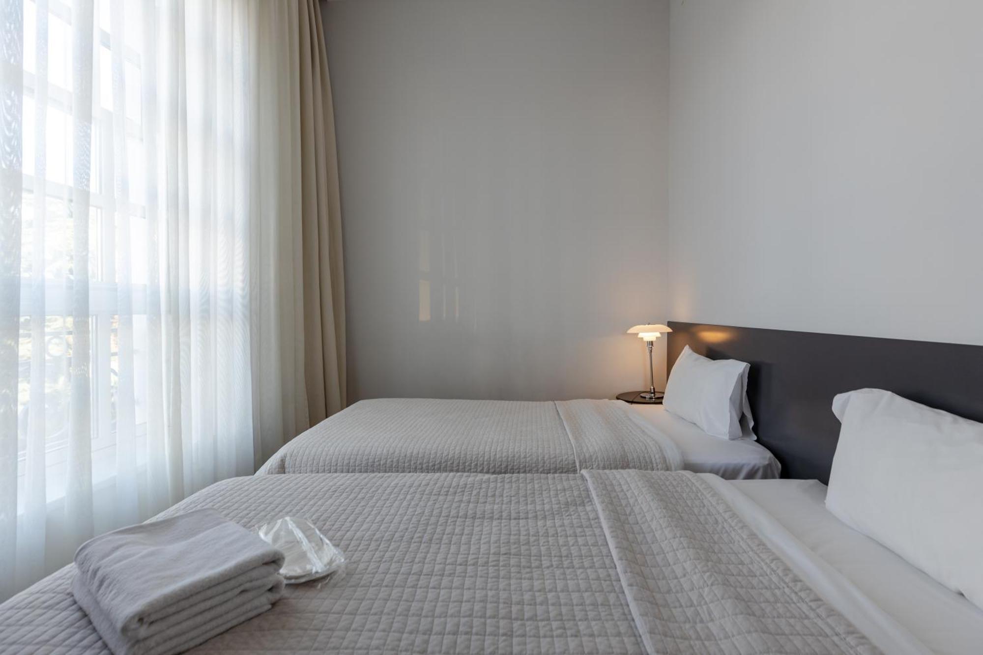 Le Port Boutique Apart Hotel Batumi Exteriör bild