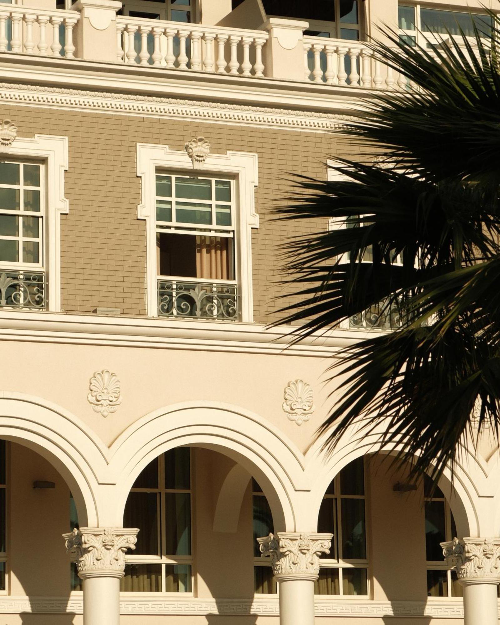 Le Port Boutique Apart Hotel Batumi Exteriör bild